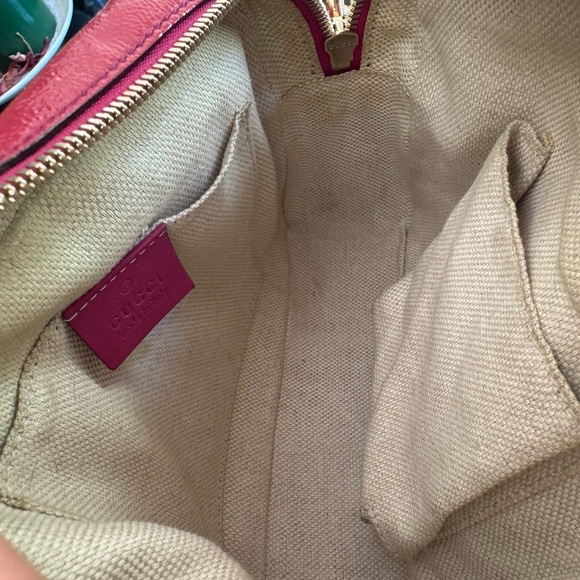 Gucci Pink Soho Disco Patent Leather bag - Picture 11 of 12